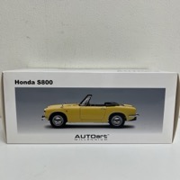 AUTOart MILLENNIUM Honda S800 1/18